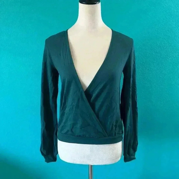 NWT Leith Long Sleeve Surplice Top Teal Deep Stretch Knit Faux Wrap Career XS - Picture 3 of 6